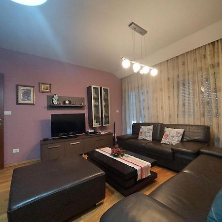 Apartman Sara 2 Podgorica Zewnętrze zdjęcie