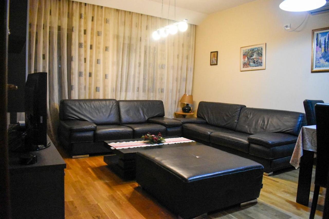 Apartman Sara 2 Podgorica Zewnętrze zdjęcie