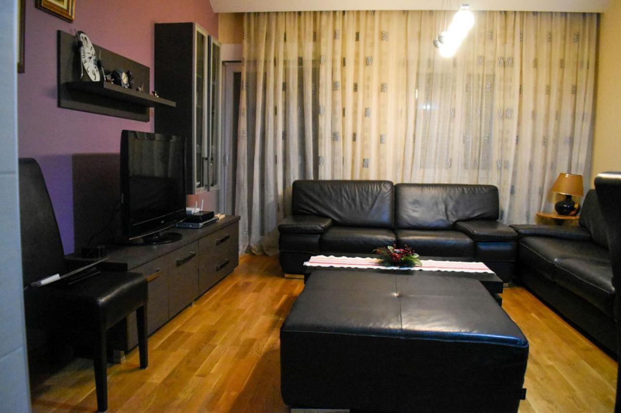 Apartman Sara 2 Podgorica Zewnętrze zdjęcie