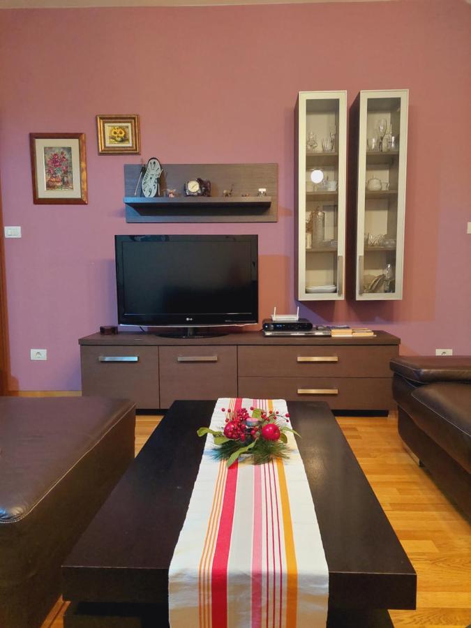 Apartman Sara 2 Podgorica Zewnętrze zdjęcie