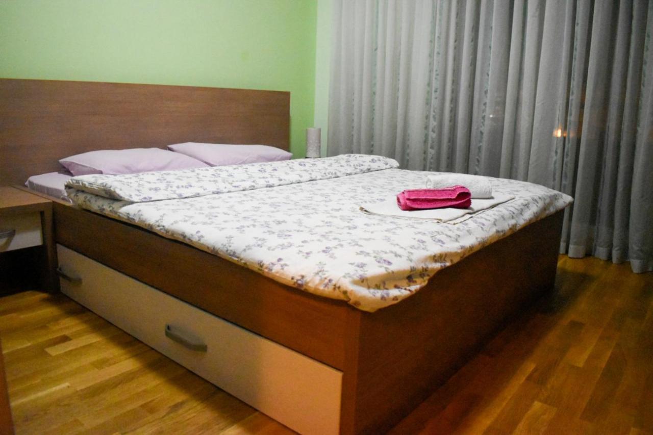 Apartman Sara 2 Podgorica Zewnętrze zdjęcie